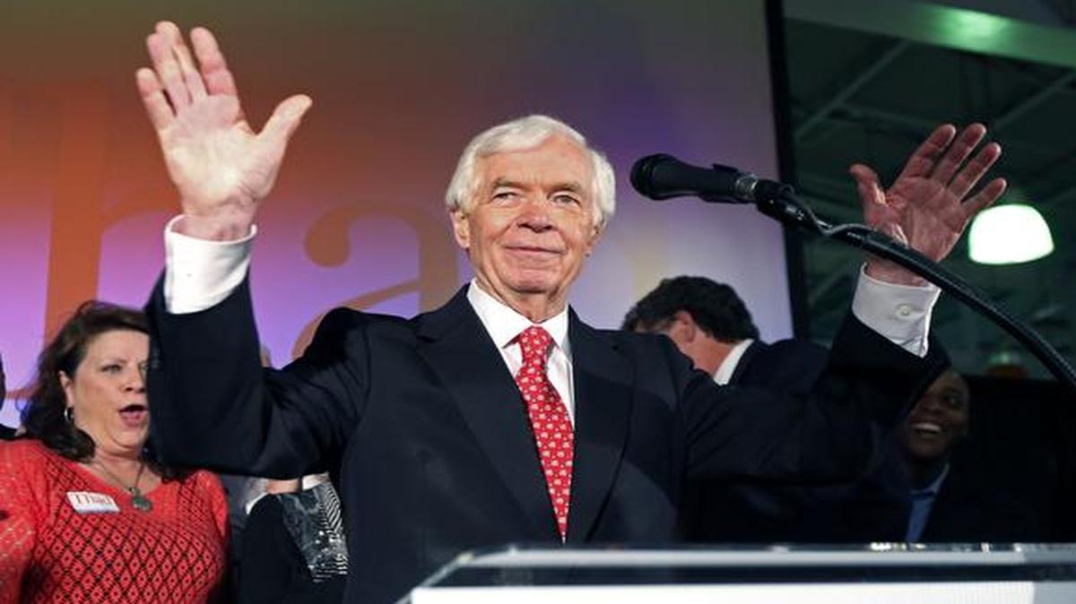 
U.S. Sen. Thad Cochran, R-Miss., waves to supporters and volunteers at his runoff election victory party Tuesday, June 24, 2014, at the Mississippi Children's Museum in Jackson, Miss. 
