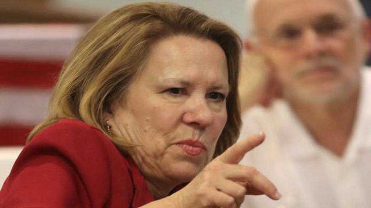 
Jean Schodorf 
