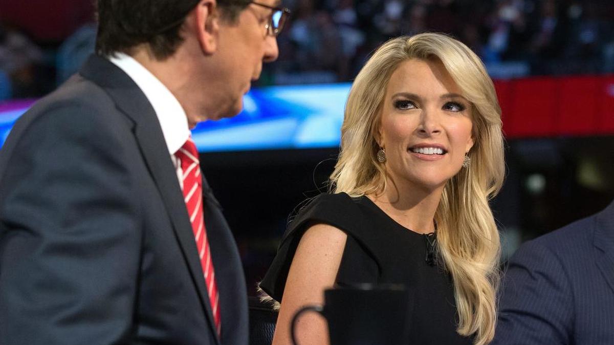 
Fox News moderators Chris Wallace and Megyn Kelly
