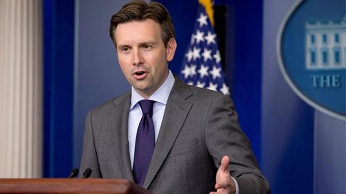 
White House spokesman Josh Earnest
