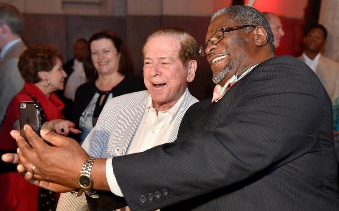 
Kansas City Mayor Sly James sailed to an easy victory against opponent Vincent “General” Lee in Tuesday’s general election. After James spoke at Union Station, former Mayor Richard L. Berkley (let )congratulated James on his victory. James then posed for a selfie with Berkley. 
