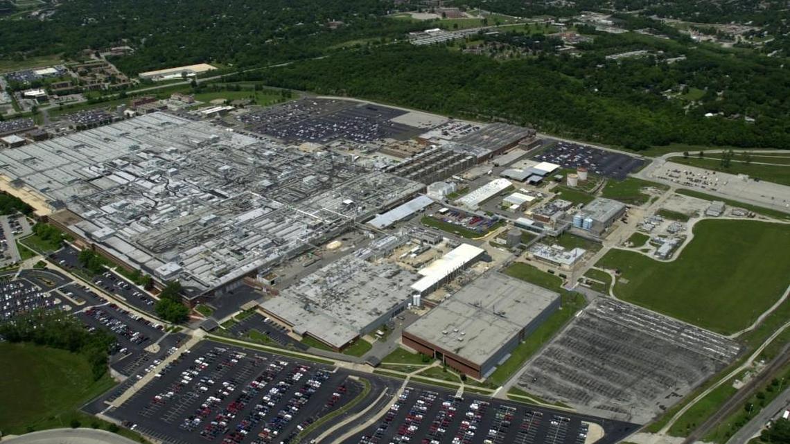 The Federal Bannister Complex near Troost Avenue and Bannister Road, once a cog in the nation’s manufacturing of nuclear weapons, has been contaminated with various toxins that complicate its redevelopment and raise worries about pollution.