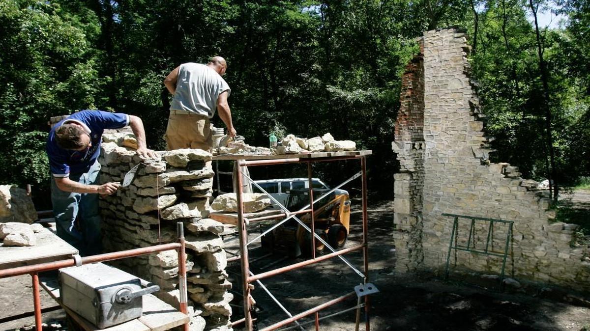 In 2005, a coalition of the Western University Association of the African Methodist Episcopal Church, the Kansas City, Kan., Community College and the Unified Government worked to preserve the Quindaro Ruins near Interstate 635 and the Missouri River. Here, they were rebuilding the front corners of the brewery, which was built in the 1850s. The anti-slavery town of Qunidaro was founded in 1857.
