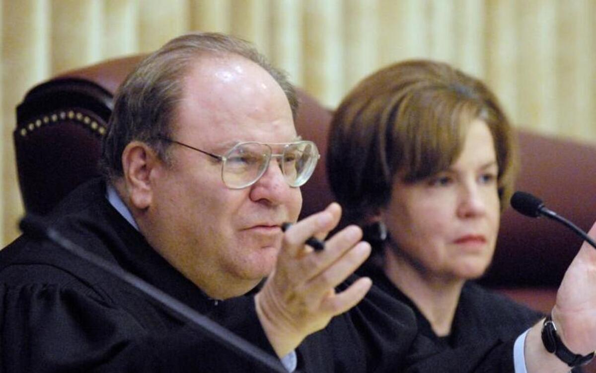 Missouri Supreme Court Justice Richard Teitelman, shown in a 2008 photo, has died.