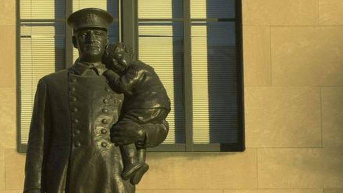 
A local foundation aims to help police in Kansas City fulfill certain needs. Here is Kansas City Police Headquarters downtown.
