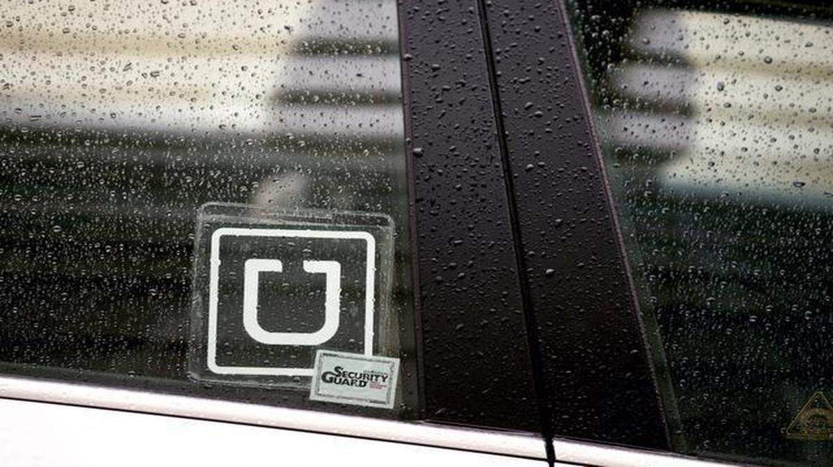 
Uber has threatened to stop operating in the area after the Kansas Legislature and a Kansas City Council committee approved regulations of ride-hailing services.
