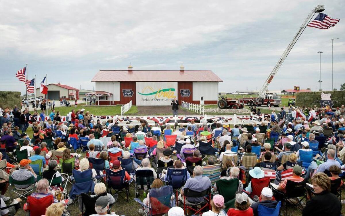 
Former Arkansas governor and current Republican presidential candidate Mike Huckabee joined other GOP hopefuls speaking Saturday in Boone, Iowa, at an event hosted by U.S. Sen. Joni Ernst. Huckabee is just one of a seemingly endless parade of White House hopefuls courting voters in the state ahead of the caucuses held early next year.
