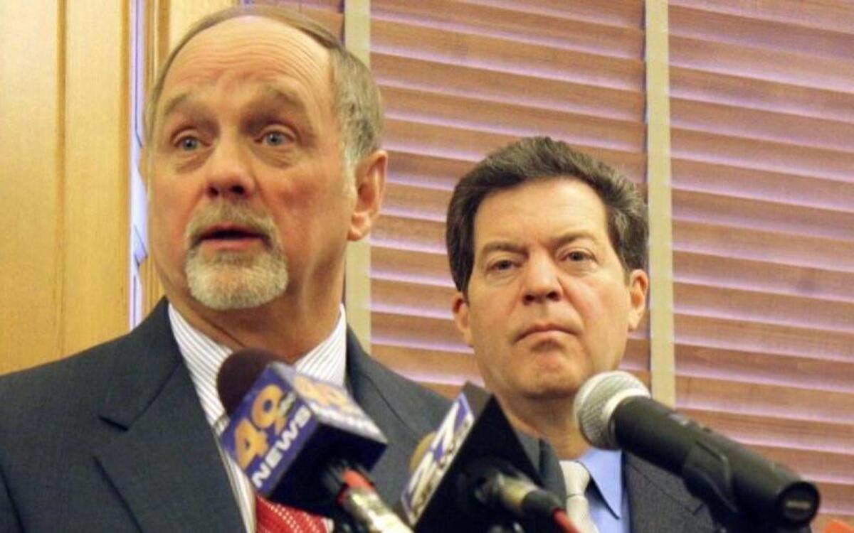 
Ray Roberts was praised by Gov. Sam Brownback.

