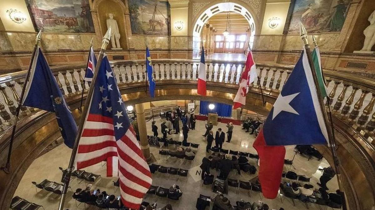 The state of Kansas collected more than $330 million in revenue last month, according to the Department of Revenue. That brings the current year’s budget shortfall down to about $280 million.