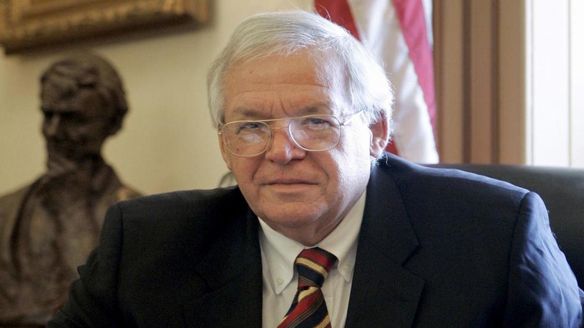 
Dennis Hastert in his Capitol Hill office in 2007
