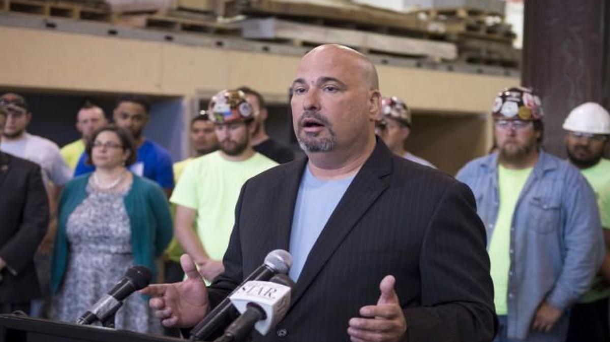 Pat "Duke" Dujakovich, Greater Kansas City AFL-CIO president, wants a November vote on a new airport.