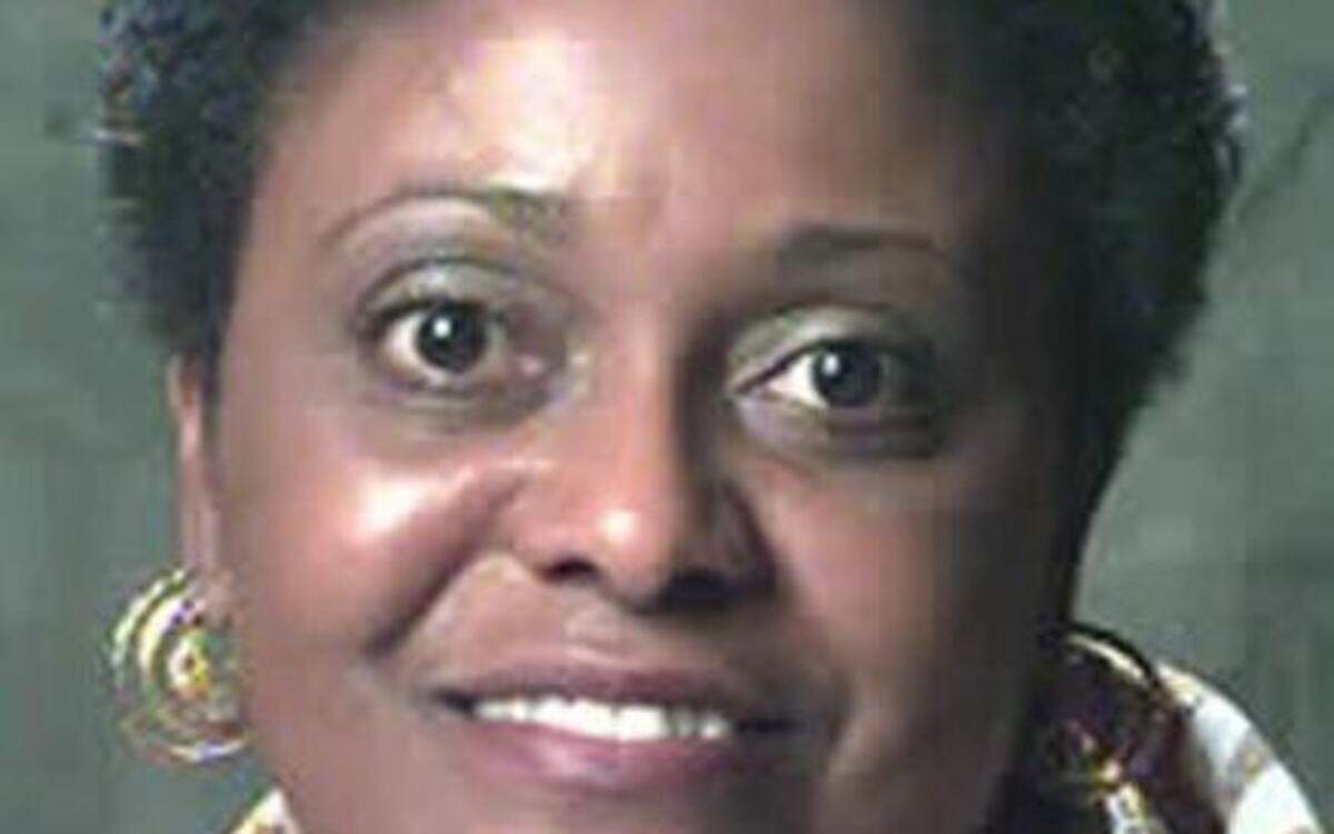 
Valdenia C. Winn
