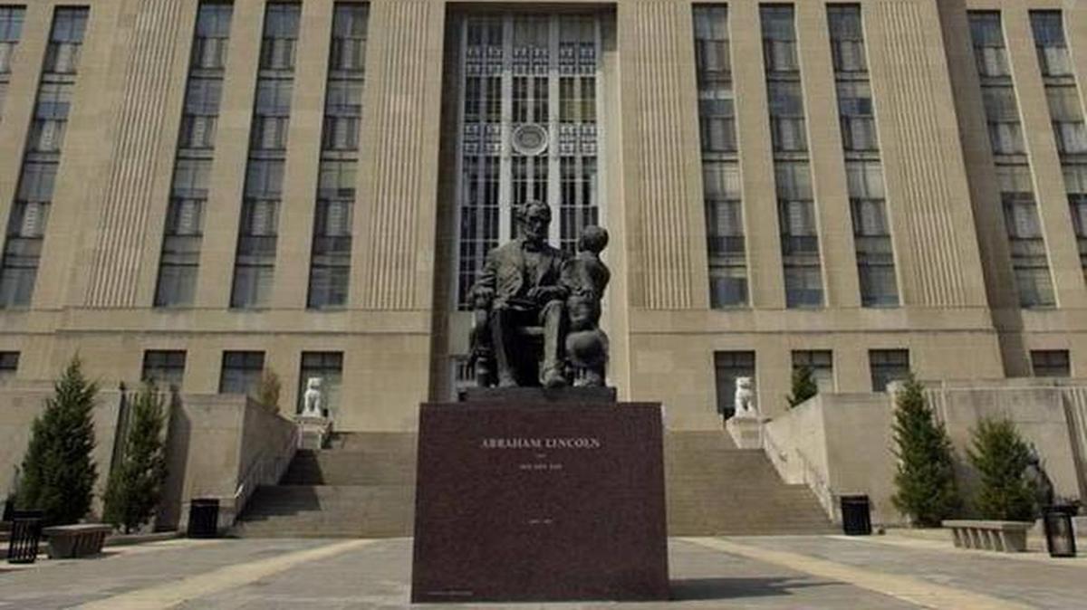 The Kansas City Council has lots of unfinished business to tend to this week, before taking two weeks off for the holidays.