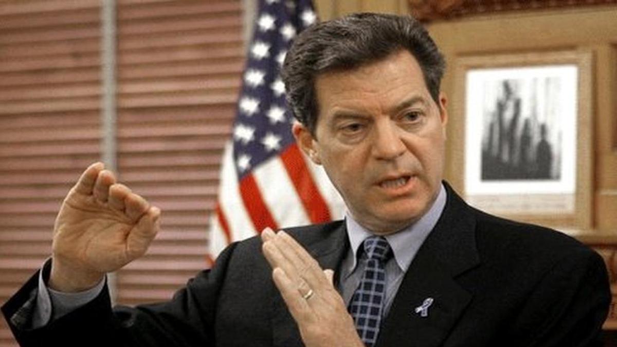 
The governor’s staff uses official government email accounts, while Gov. Sam Brownback uses a private email address. 

