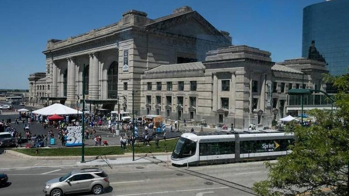 Ballots are due this week on an election to help determine whether the downtown streetcar route extends south from Union Station to the University of Missouri-Kansas City.