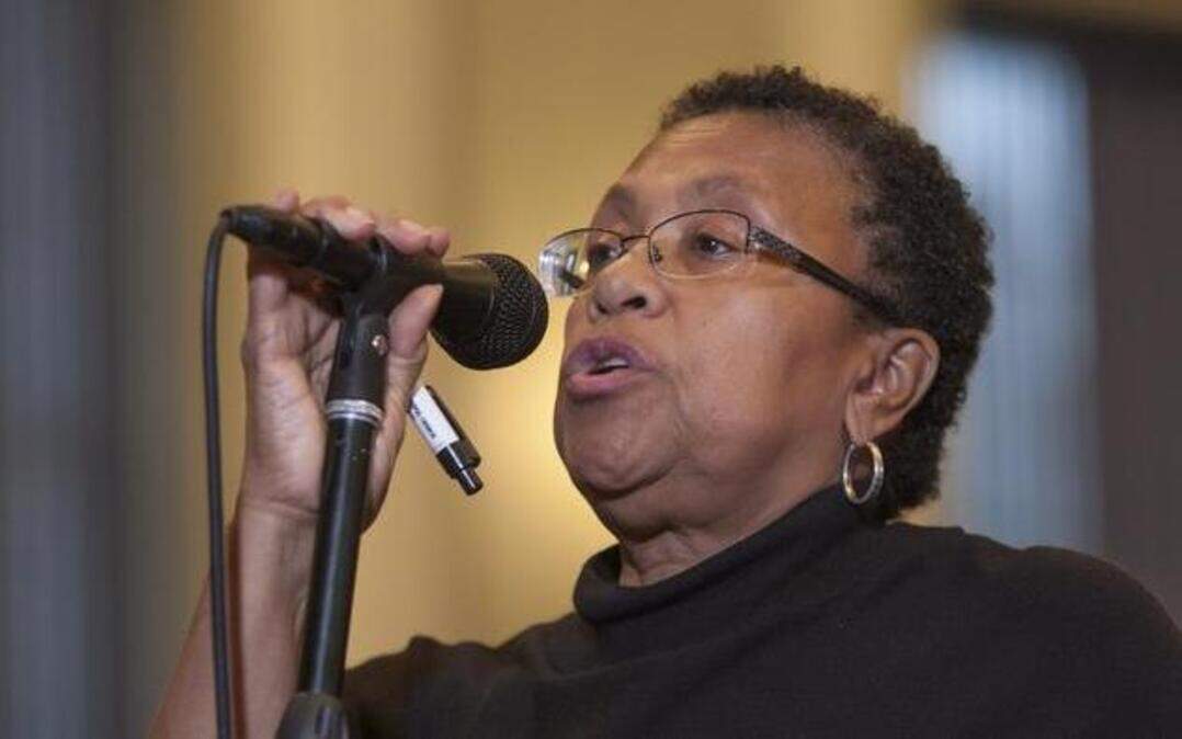 
Guietta Payne spoke at a public hearing about naming the East Patrol police station and crime laboratory after Leon Jordan, an African-American police detective and political leader who was shot to death in 1970. 
