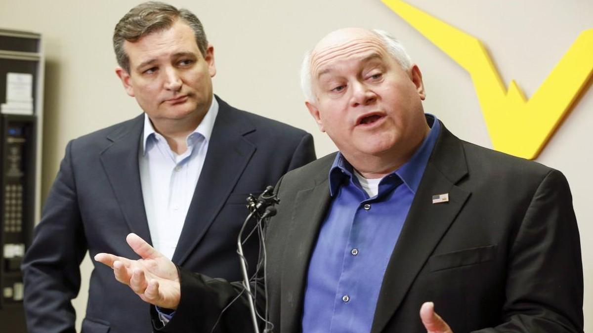 Kansas 4th District congressional candidate Ron Estes (right) appeared with Texas Sen. Ted Cruz, who came to Wichita to campaign for Estes the day before Tuesday’s special election. Estes won the race.