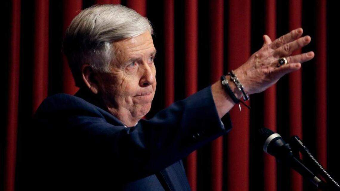 Democrat complaint alleges Parson private flights to Super Bowl, D.C.  broke state law
