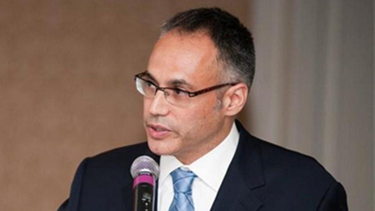 Antonio Soave, former Kansas commerce secretary, on Tuesday announced he was dropping out of the race for Kansas’ 2nd District seat in Congress.