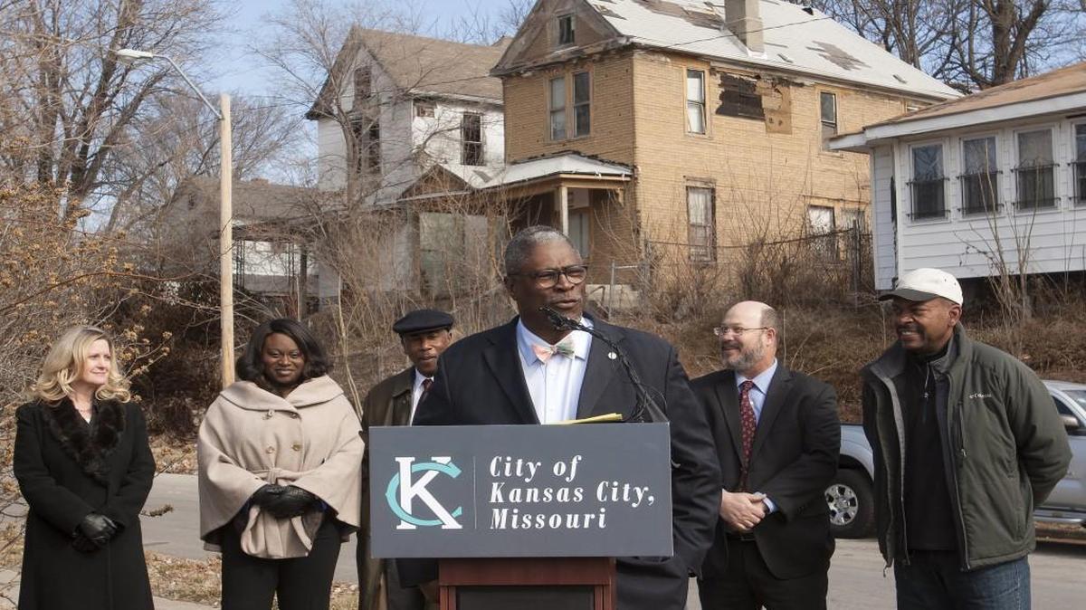 “This is the strongest revenue position we’ve been in in a decade,” Mayor Sly James said Thursday in unveiling a budget that would spend $10 million to demolish about 800 vacant buildings. He spoke in the 2300 block of Chestnut Avenue.