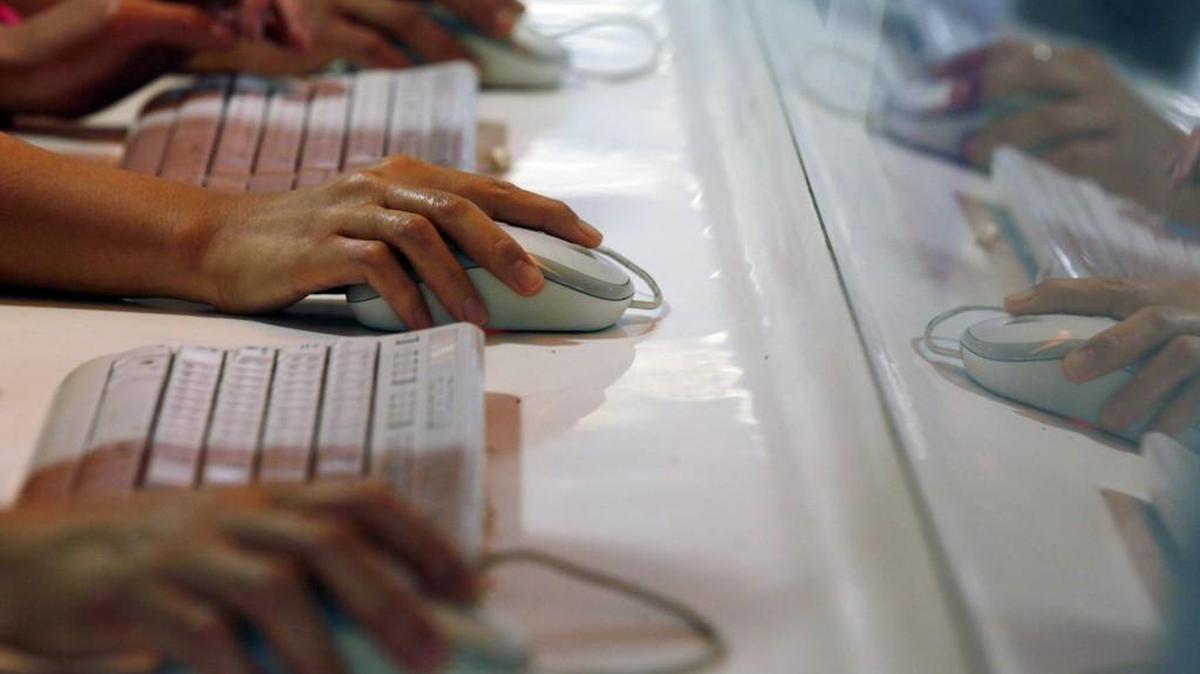 Rep. Kevin Yoder of Johnson County was one of only 15 Republicans to vote against a bill that would let internet service providers snoop on users without their consent and sell the data to marketers.