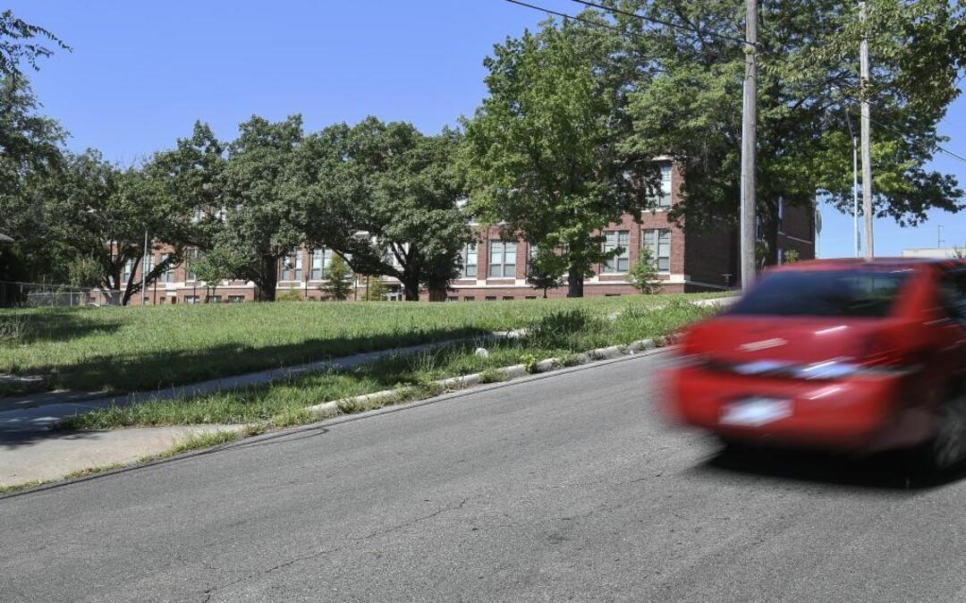 Brad Pitt’s Make It Right Foundation announced plans last year to build up to 50 houses in the Manheim Park neighborhood. That has not begun. The vacant parcel on the southeast corner of 43rd Street and Tracy Avenue is owned by the foundation but remains empty.