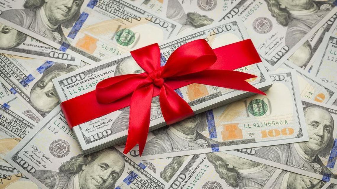 
The Missouri Department of Higher Education says language in the preamble of an appropriations bill cannot stop it from awarding A+ scholarships to undocumented immigrant students with Deferred Action for Childhood Arrivals status.
