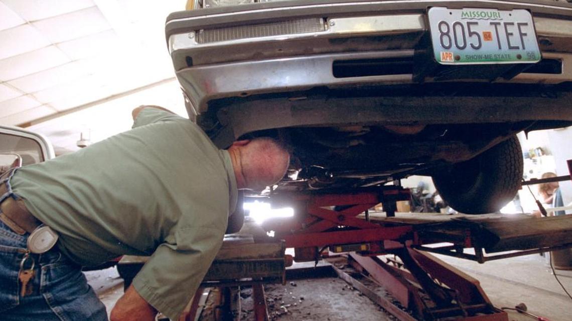 If a woman want to be spoken to as if she's a child, she'll head to the auto mechanic for a dose of "mansplaining."