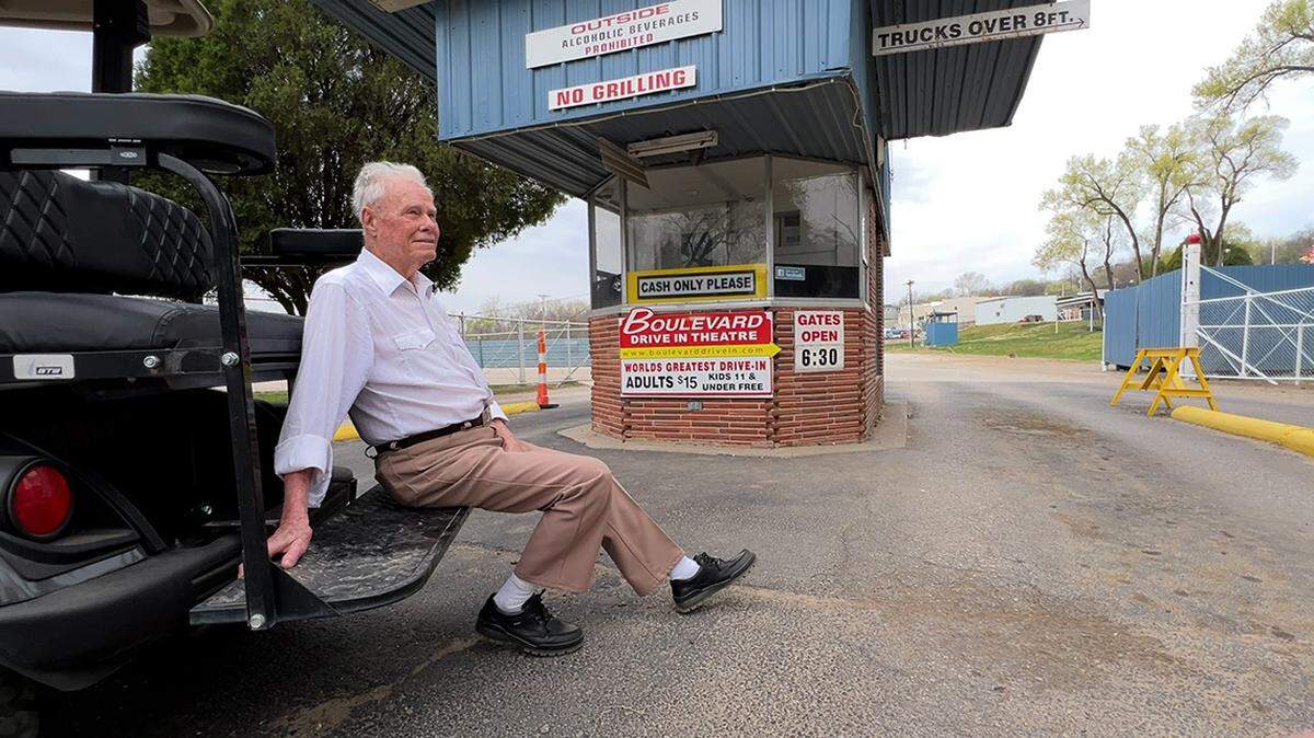 The longtime “face” of the Boulevard, Wes Neal, is 96 now so he’s not as involved in the day-to-day operations as he was throughout nearly all of the Boulevard’s 74 seasons.