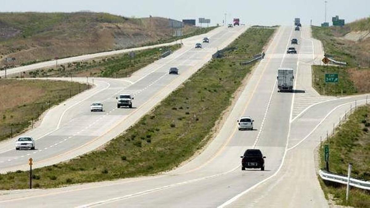 Interstate 70 west of Topeka