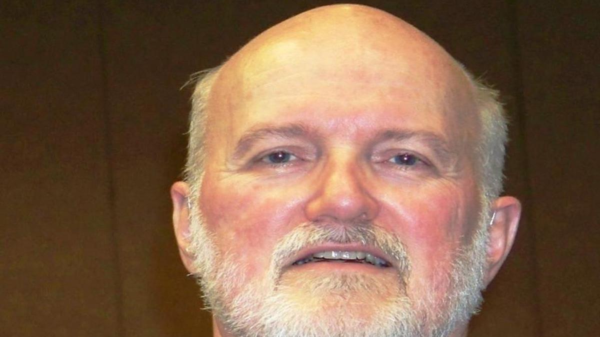 
University of Missouri archaeology professor R. Lee Lyman and two others have been accused of stealing federally protected artifacts from a southeastern Washington national park two years ago.
