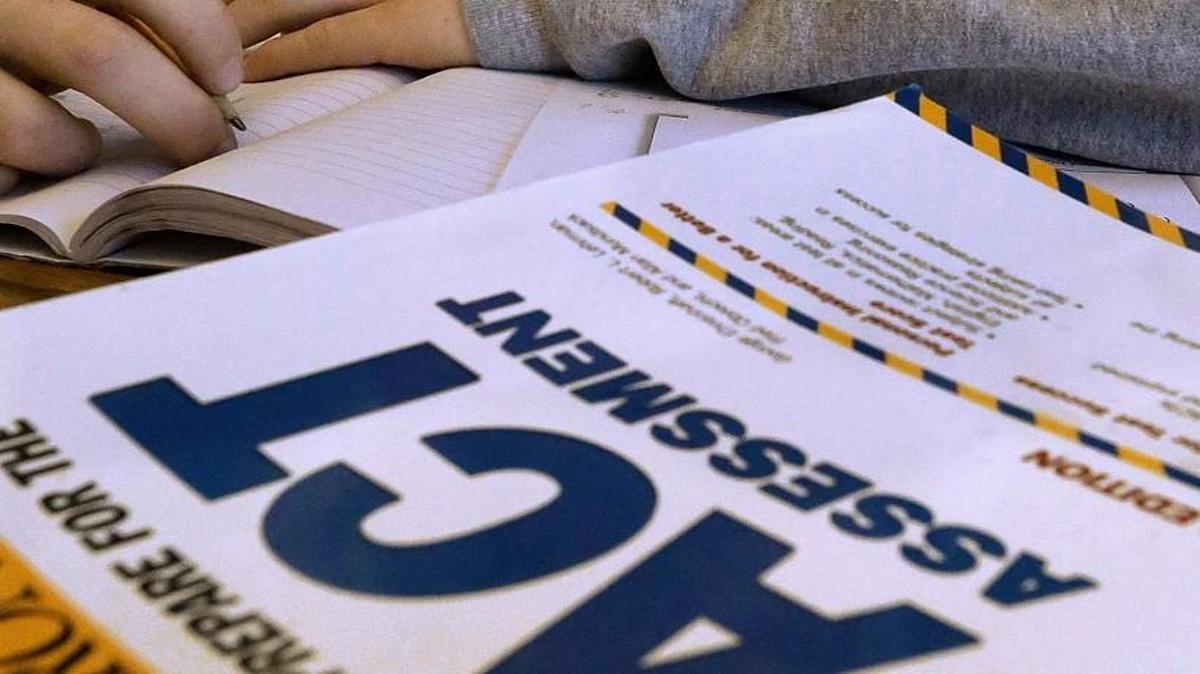 
The average composite ACT score among Missouri’s class of 2015 is 21.7, slightly higher than the 21.6 score it maintained from 2005 to 2013. Kansas’ 2015 graduates earned an average composite score of 21.9, slightly lower than the state’s 2014 score of 22. Both scores are higher than the national average.
