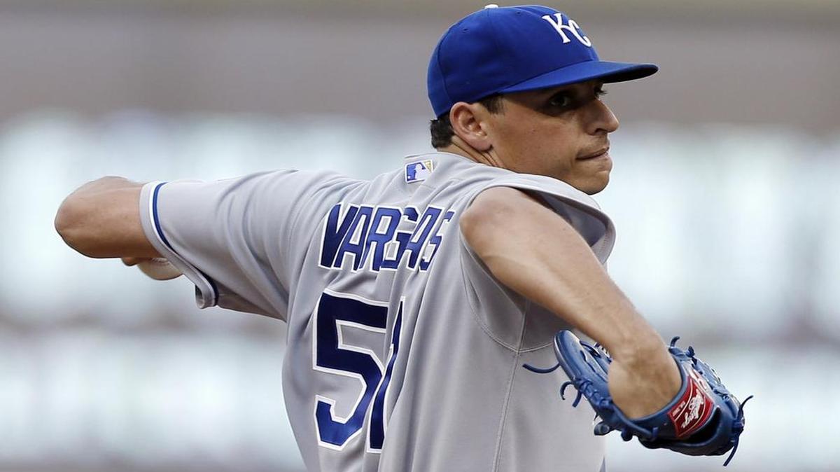 
Royals left-hander Jason Vargas, who was placed on the 15-day disabled list on Saturday retroactive to June 9, tested the strained flexor muscle in his left elbow by playing catching before the Royals faced the Milwaukee Brewers on Tuesday night.

