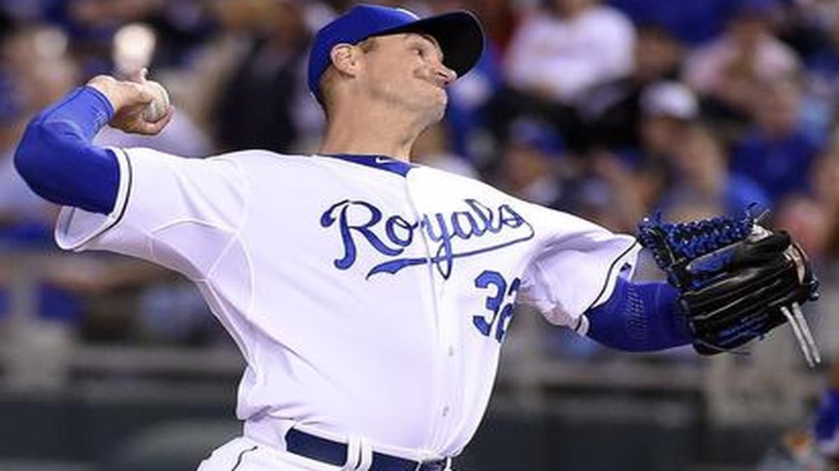 
Chris Young faces Trevor May as the Royals and the Minnesota Twins continue their three-game divisional series at Target Field. First pitch is scheduled for 7:10 p.m. Fox Sports Kansas City will telecast the game.

