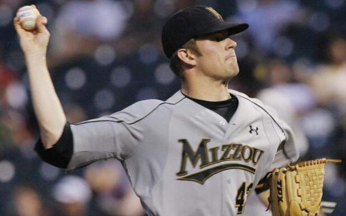 
When he was at Missouri, Aaron Crow won Big 12 pitcher of the year honors in 2008 after going 13-0 with a 2.35 ERA.
