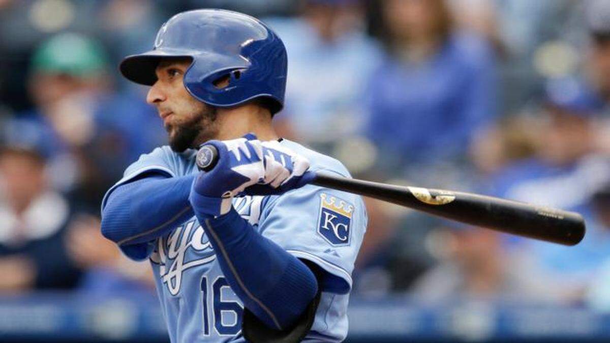 
In his major league debut Thursday, the Royals' Paulo Orlando hit a triple during the fifth inning against the White Sox at Kauffman Stadium.
