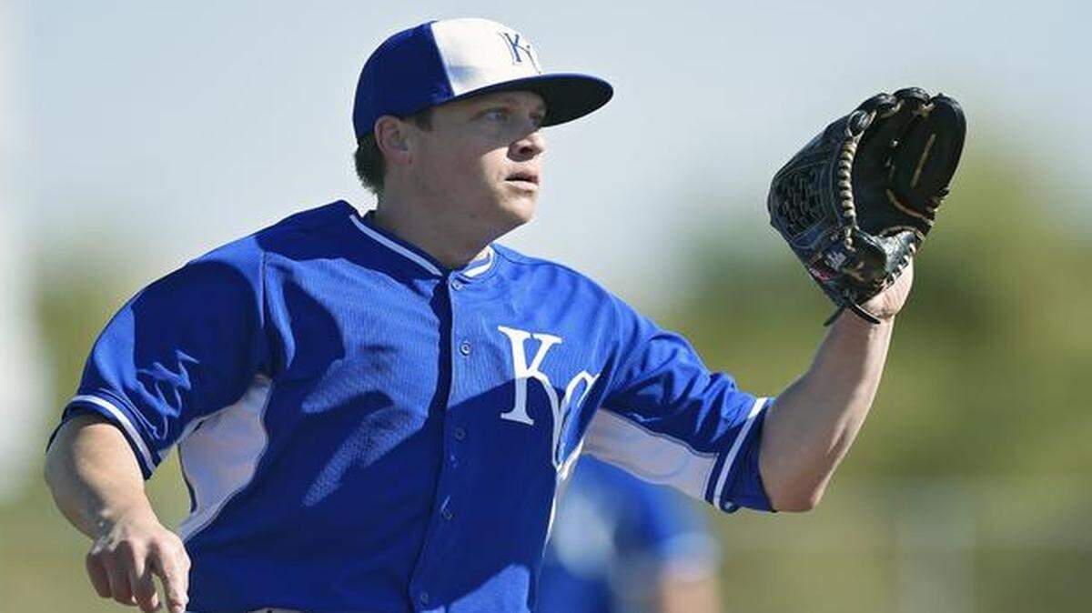 
Royals pitcher Kris Medlen took part in spring training drills during February in Surprise, Ariz.
