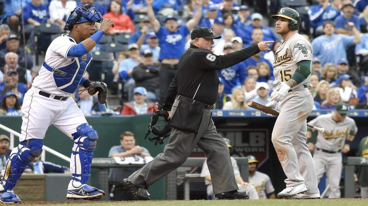 
Home plate umpire Jim Joyce ejected Royals starting pitcher Yordano Ventura after hitting Oakland’s Brett Lawrie with a pitch in the fourth inning April 18 at Kauffman Stadium.
