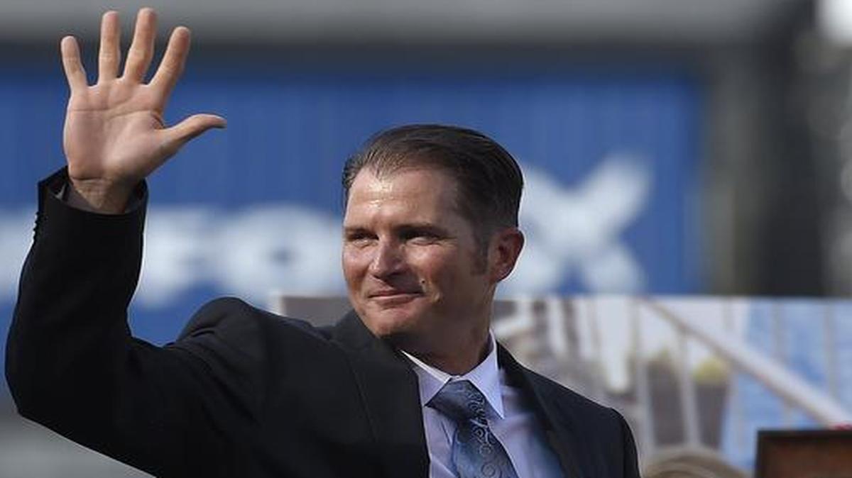 
Mike Sweeney waved to the Kauffman Stadium crowd Saturday night as he was inducted into the Royals Hall of Fame.

