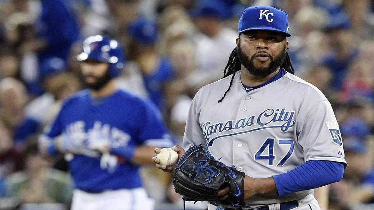 Johnny Cueto tried to gather himself in the first inning during Monday’s ALCS game in Toronto.