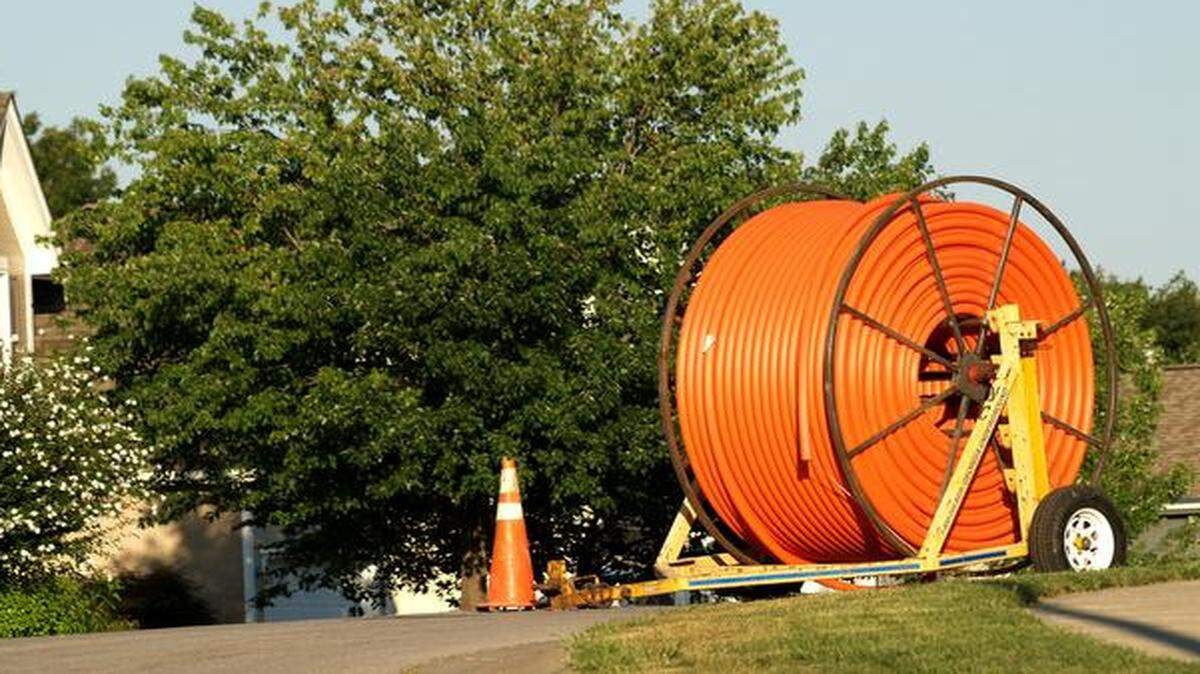 
A giant spool of cable and orange cones signal the coming of Google Fiber in our neighborhood.
