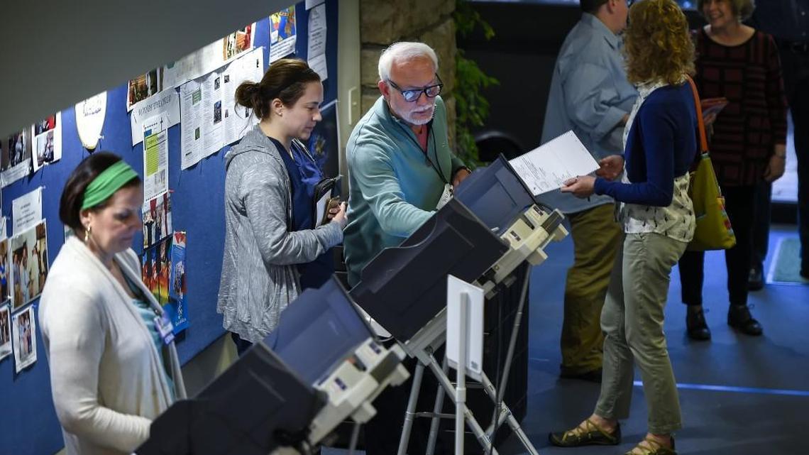 Voters in Kansas and Missouri will go to the polls today to select the winners of primary races on both sides of the state line.