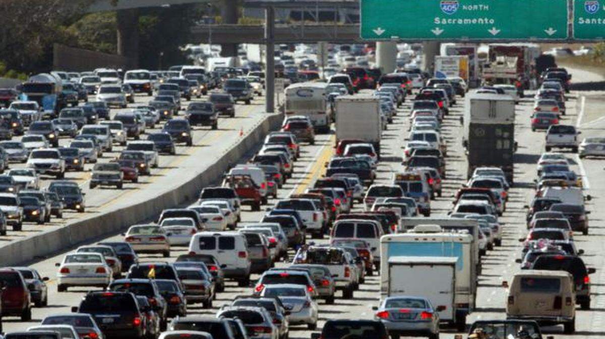 
Someone has to help pay for America’s roads, such as this Los Angeles freeway. Hiking the federal gasoline tax is a responsible partial solution.
