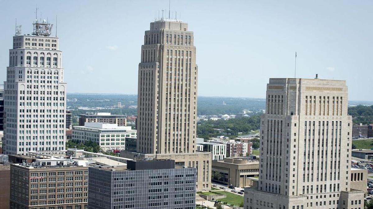 City Hall is pictured in Kansas City’s skyline.