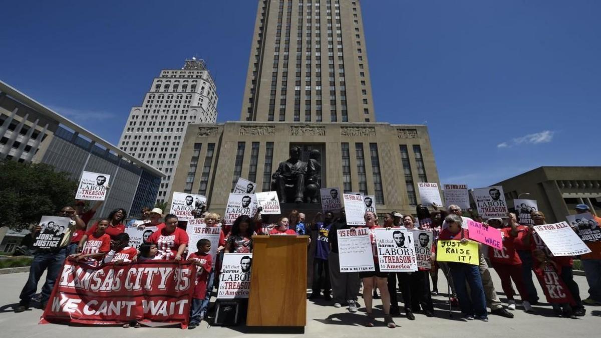 
Citizens look to City Hall for a minimum wage increase in Kansas City. Missouri lawmakers disagree.
