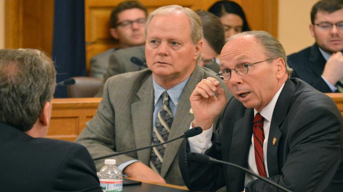 
Kansas Republican House members Gene Suellentrop of Wichita (left) and Marvin Kleeb of Overland Park on Friday discussed tax issues during negotiations between the House and Senate.
