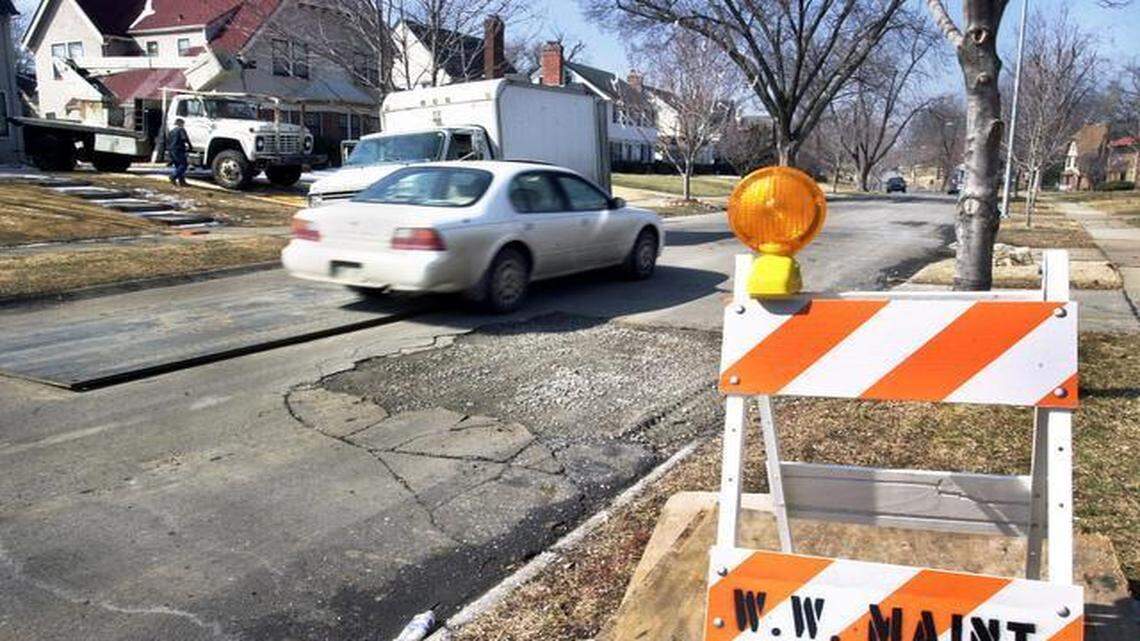 
The City Council must focus on improving street maintenance, which residents rate as one of their highest priorities.
