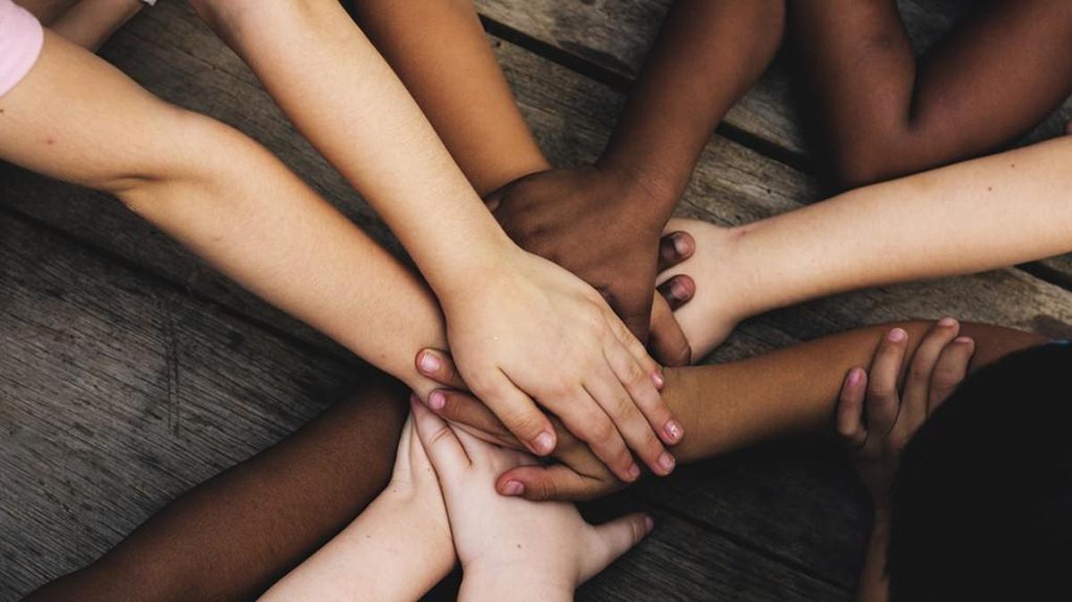 A recent survey of elected county officials in Johnson County has found a glaring lack of diversity with a dearth of Latinos, African Americans and even women serving.
