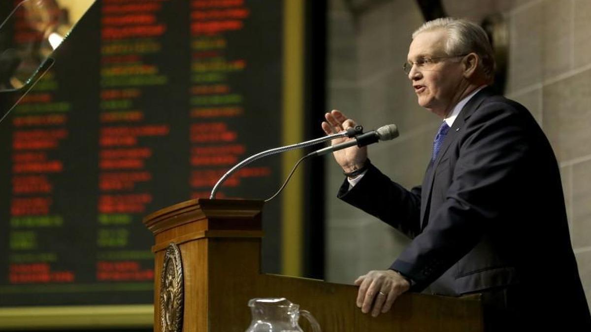 Jay Nixon dropped the ball on filling governor-controlled seats on Missouri’s boards and commissions.