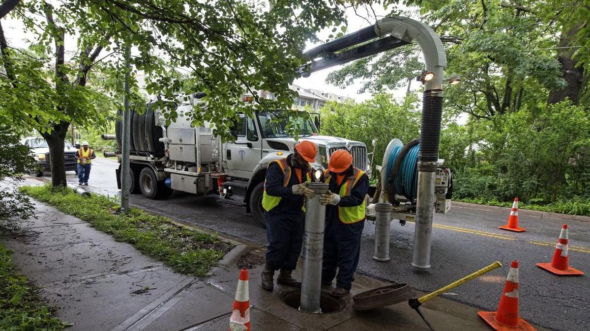 Kansas City’s water and sewer bills will be going up again in 2016 to pay for services such as cleaning sanitation lines.